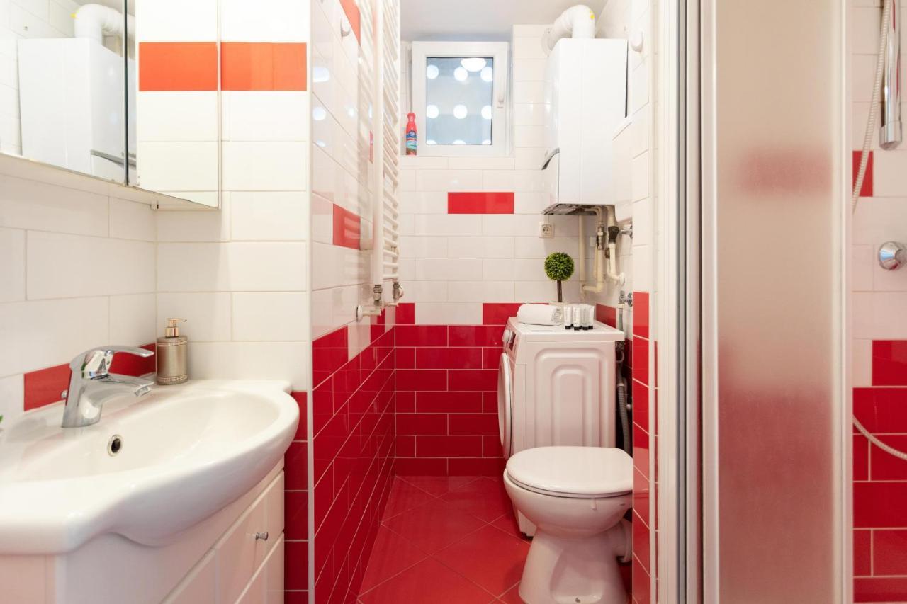 2Bdr Apartment With Balcony Near Maksimir Zagreb Eksteriør billede